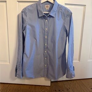 J. Crew Blue & White Striped Dress Shirt 🪩♻️